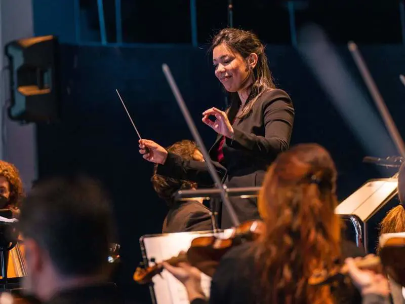 Entrevistem a Jhoanna Sierralta, directora del concert Tecnologia i humanitat. 